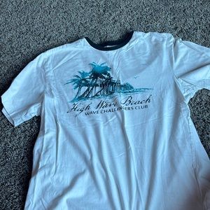 Medium white Tshirt